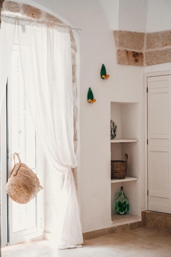Tetti Bianchi - Deva'S Suite Home Ostuni Exteriör bild